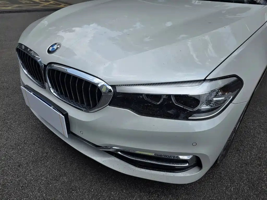 BMW 5 Series 2020 — фото 17