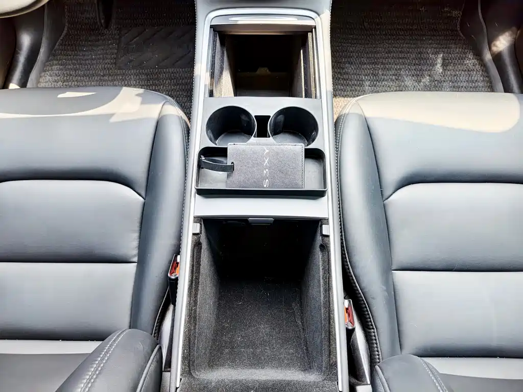 Tesla Model Y 2023 — фото 19