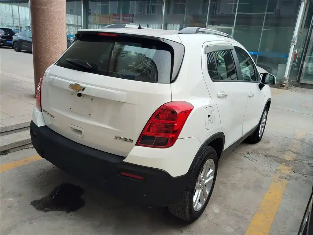 Chevrolet Trax 2016 — фото 5