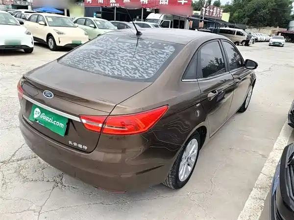 Ford Escort 2017