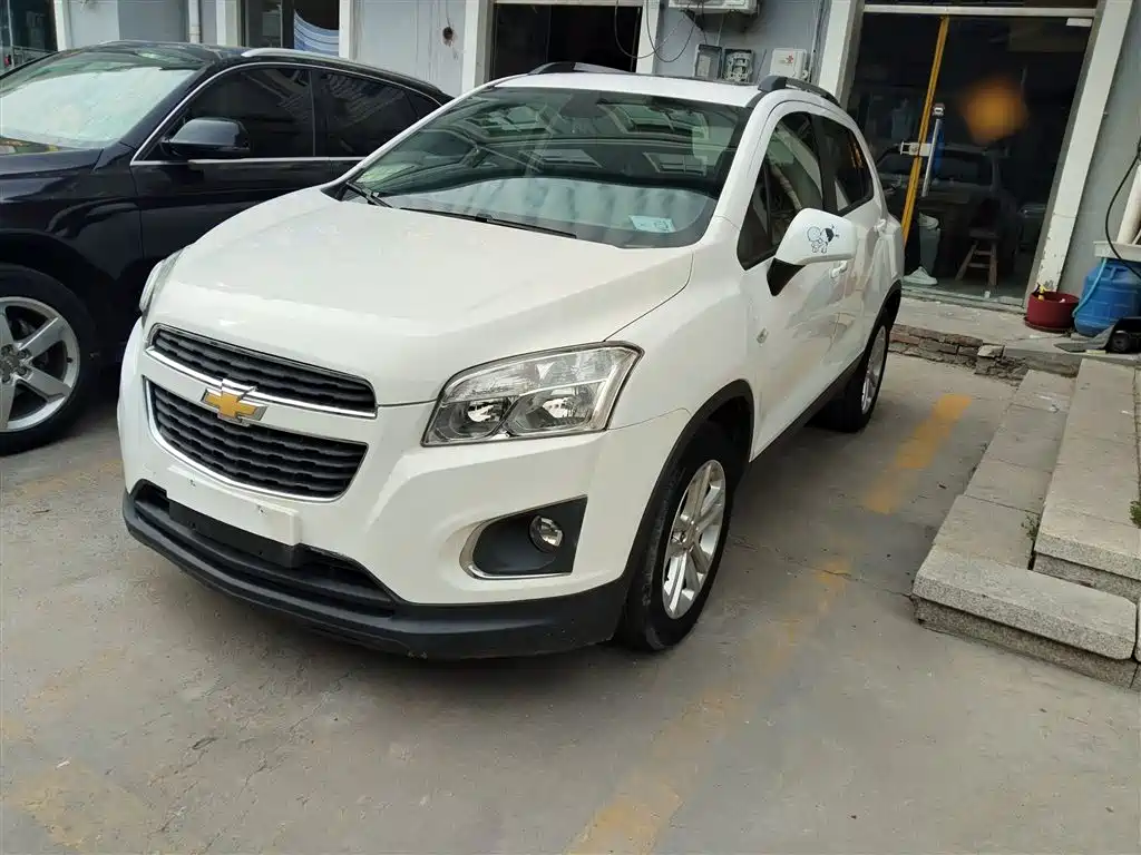 Chevrolet Trax 2016 — фото 1