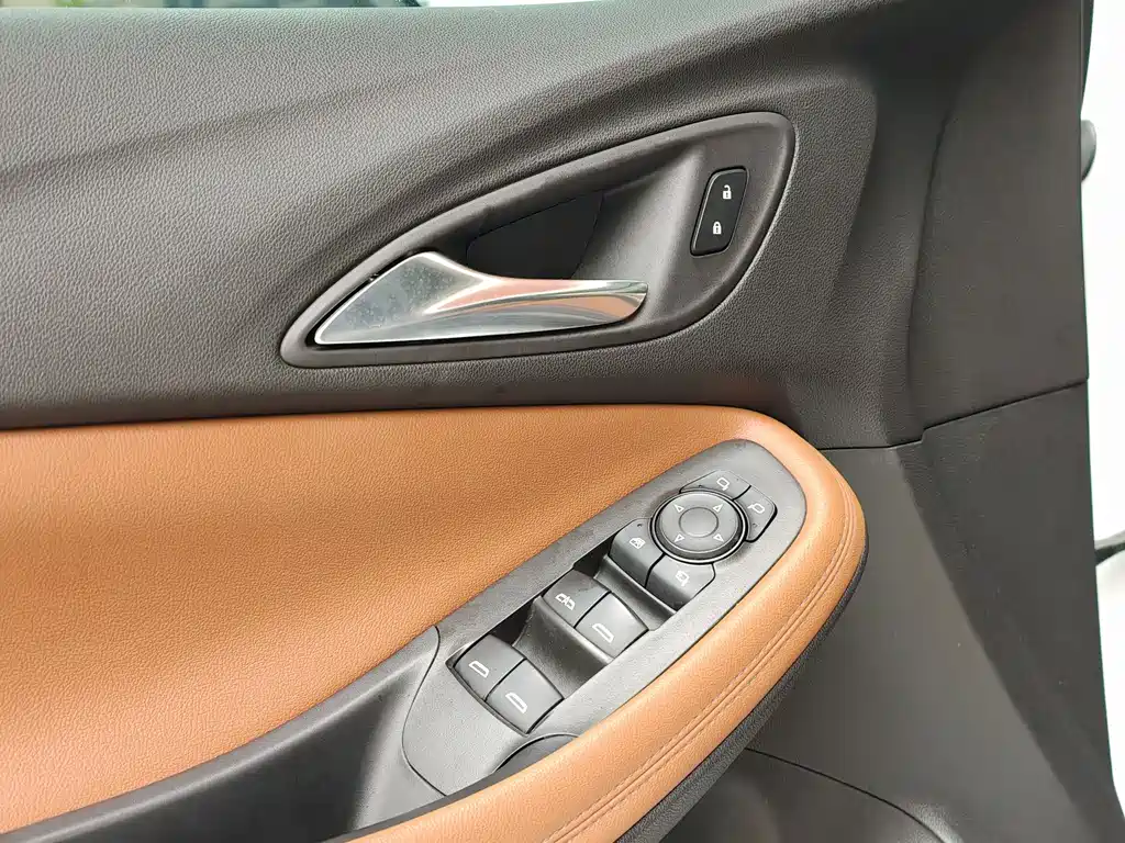 Buick Encore GX 2022 — фото 10