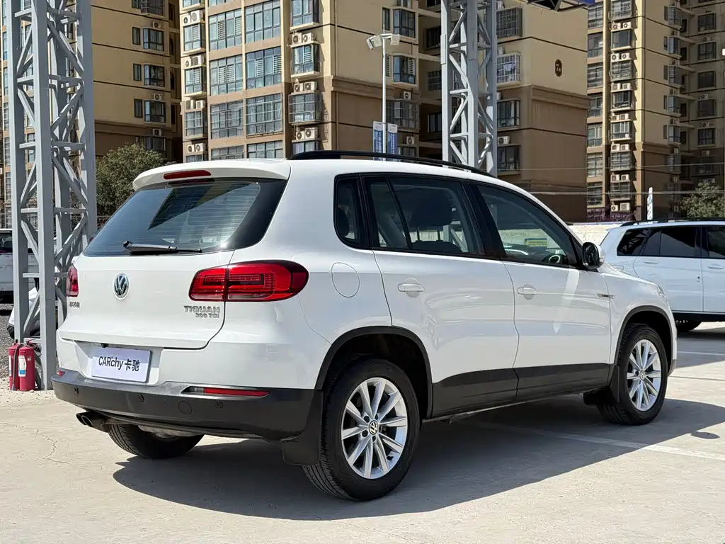 Volkswagen Tiguan 2016 — фото 6