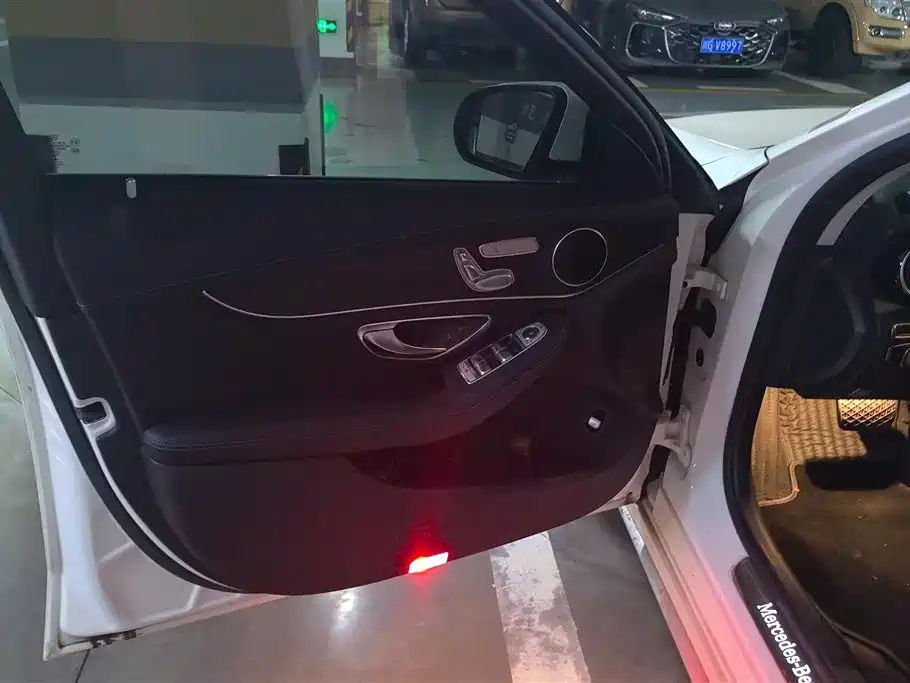 Mercedes-Benz C-Class 2019
