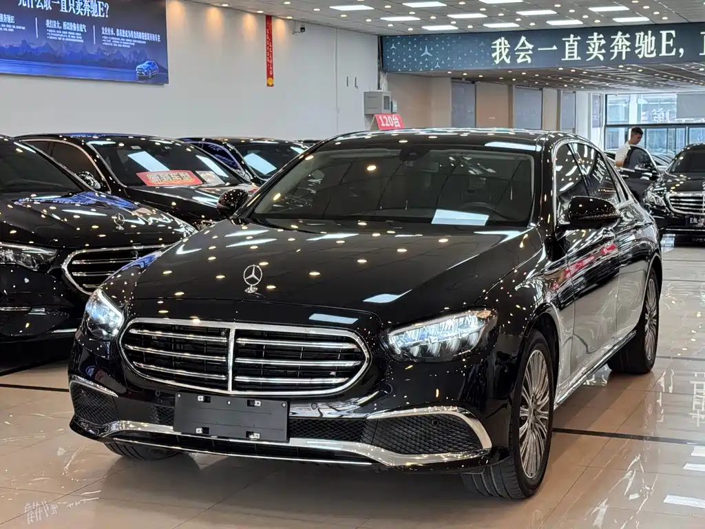 Mercedes-Benz E-Class 2023 — фото 2