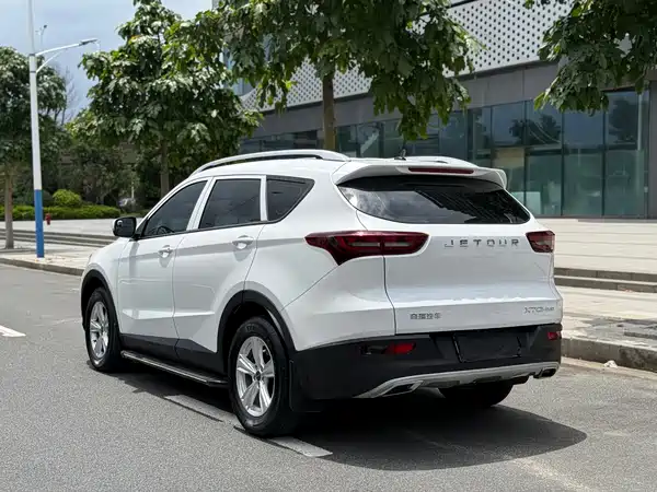 Jetour X70M 2022