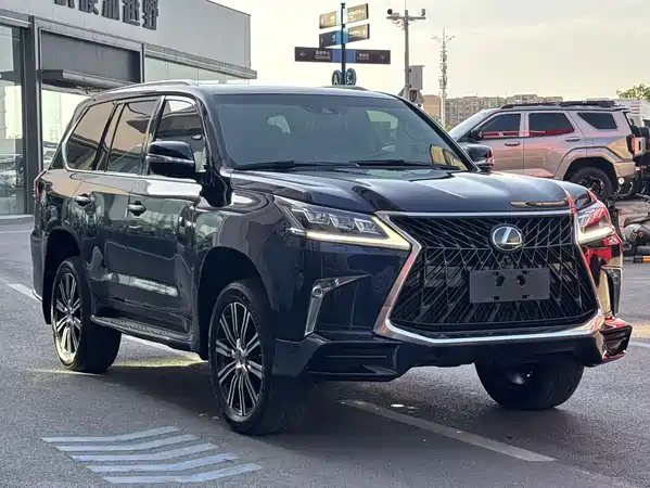 Lexus LX 2019