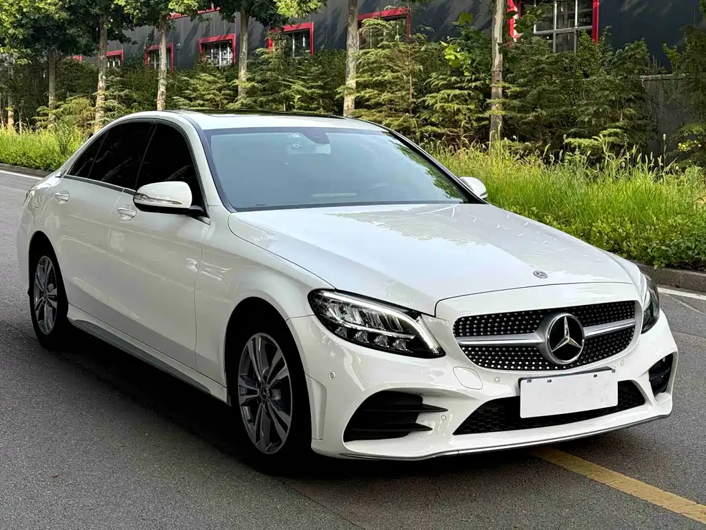 Mercedes-Benz C-Class 2020 — фото 3