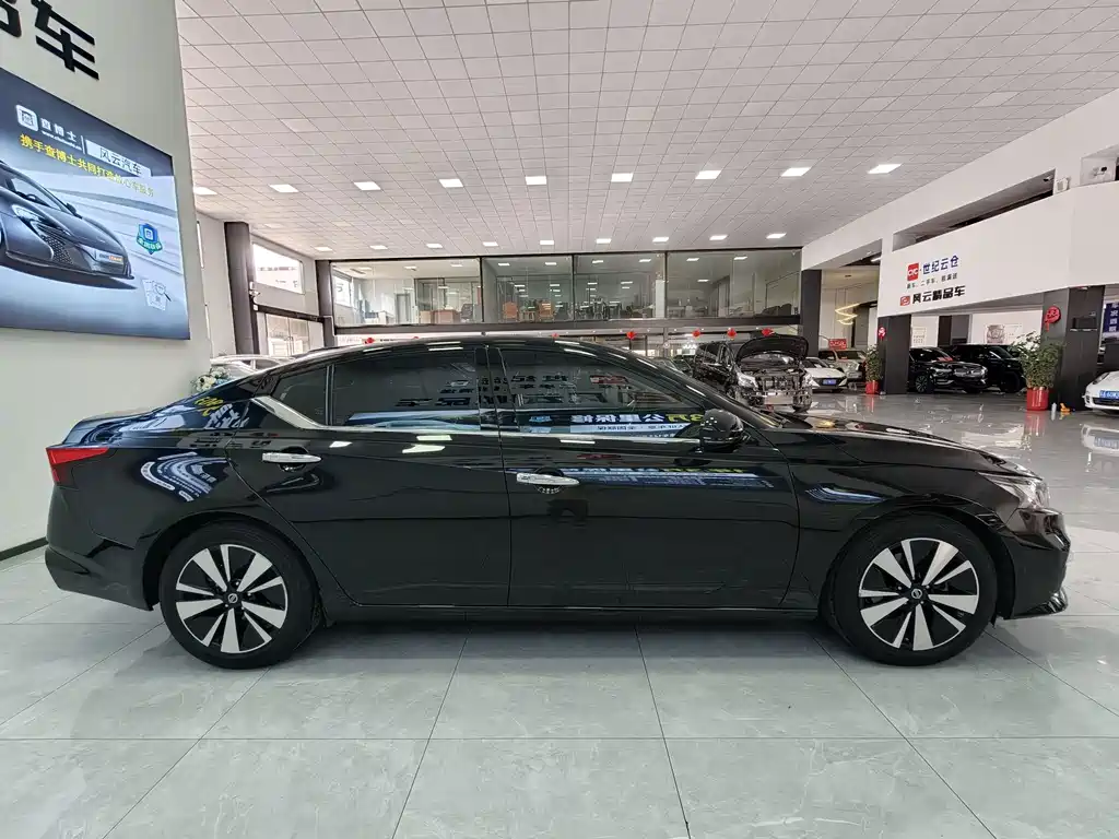 Nissan Teana 2021