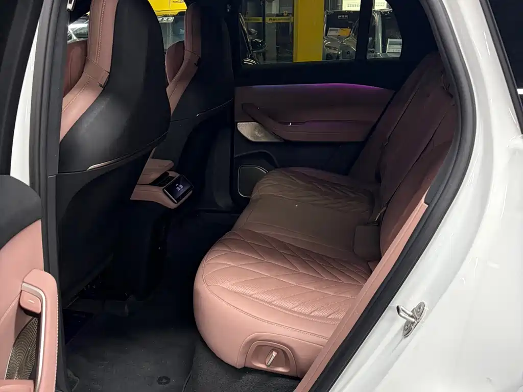NIO EC6 2025