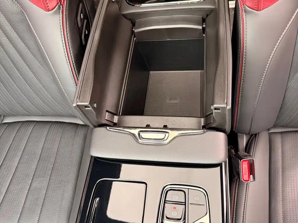GAC Motor Trumpchi M8 2023 — фото 41