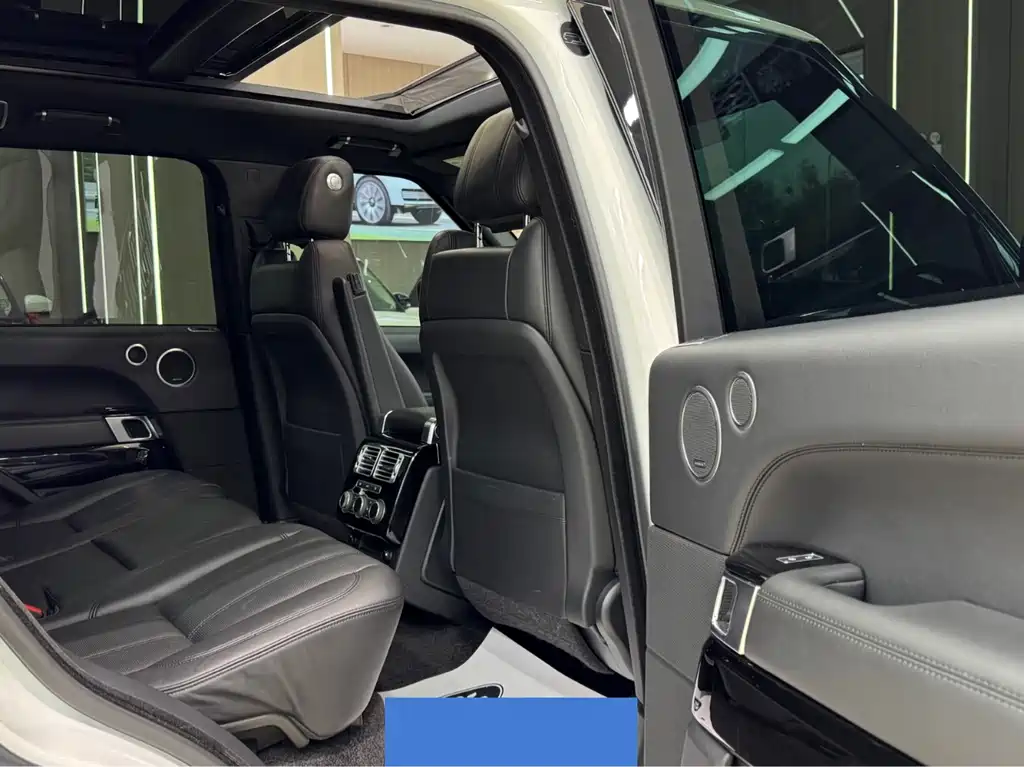 Land Rover Range Rover 2018 — фото 13