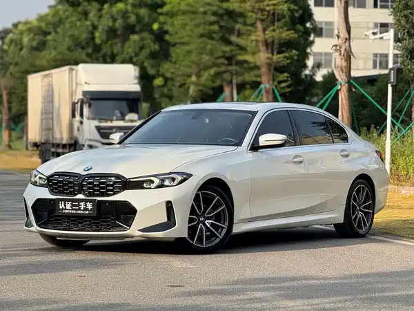 BMW 3 Series 2024