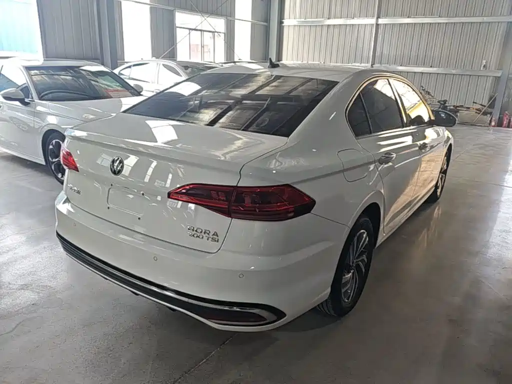 Volkswagen Bora 2024