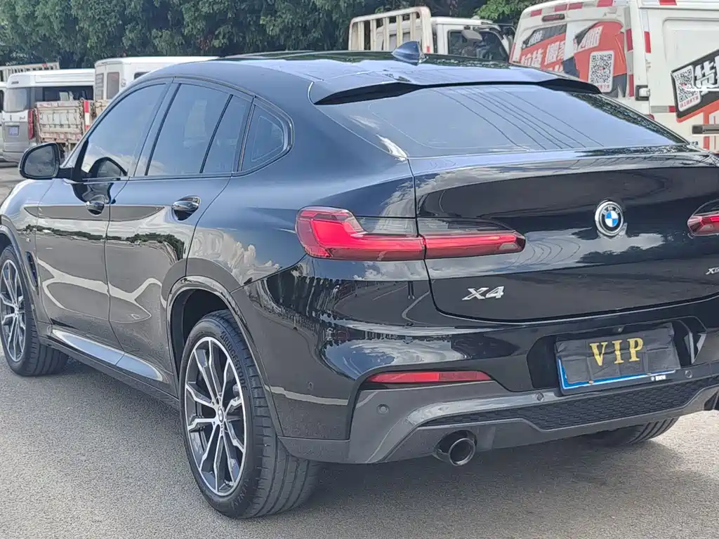 BMW X4 2021 — фото 9