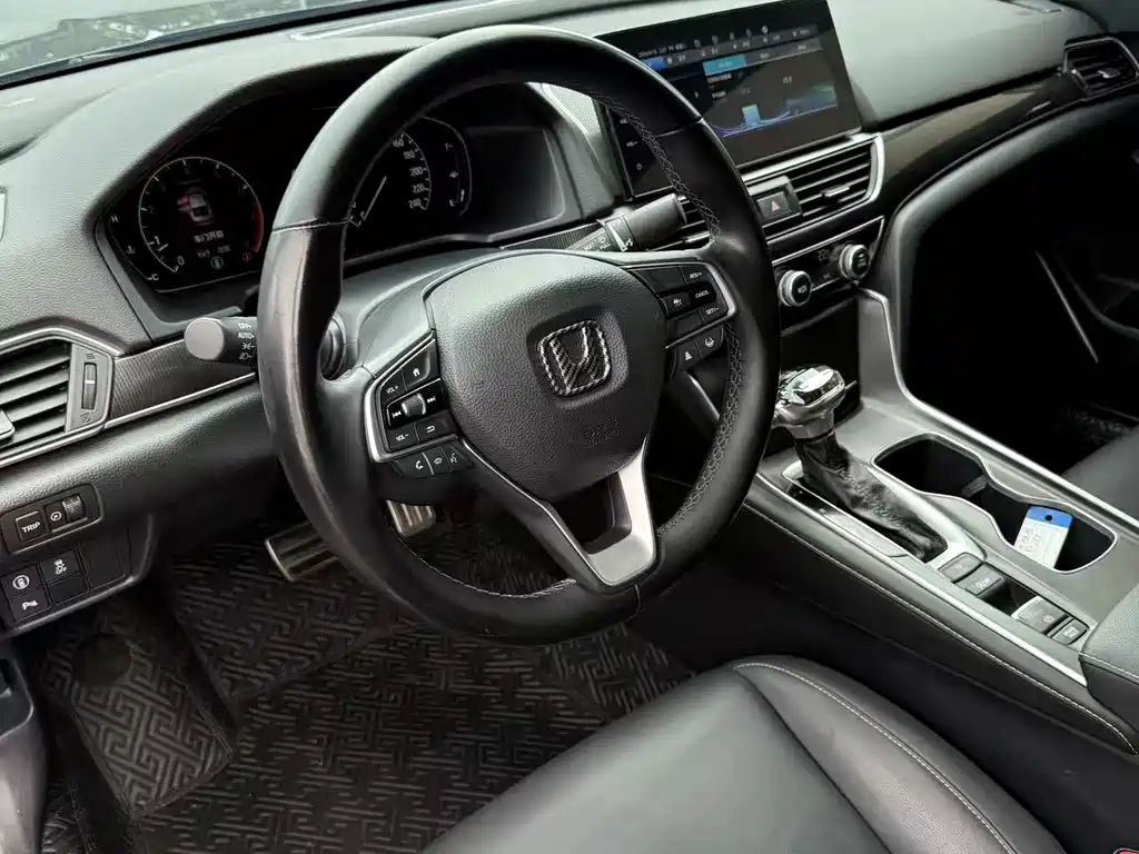 Honda Accord 2022 — фото 5