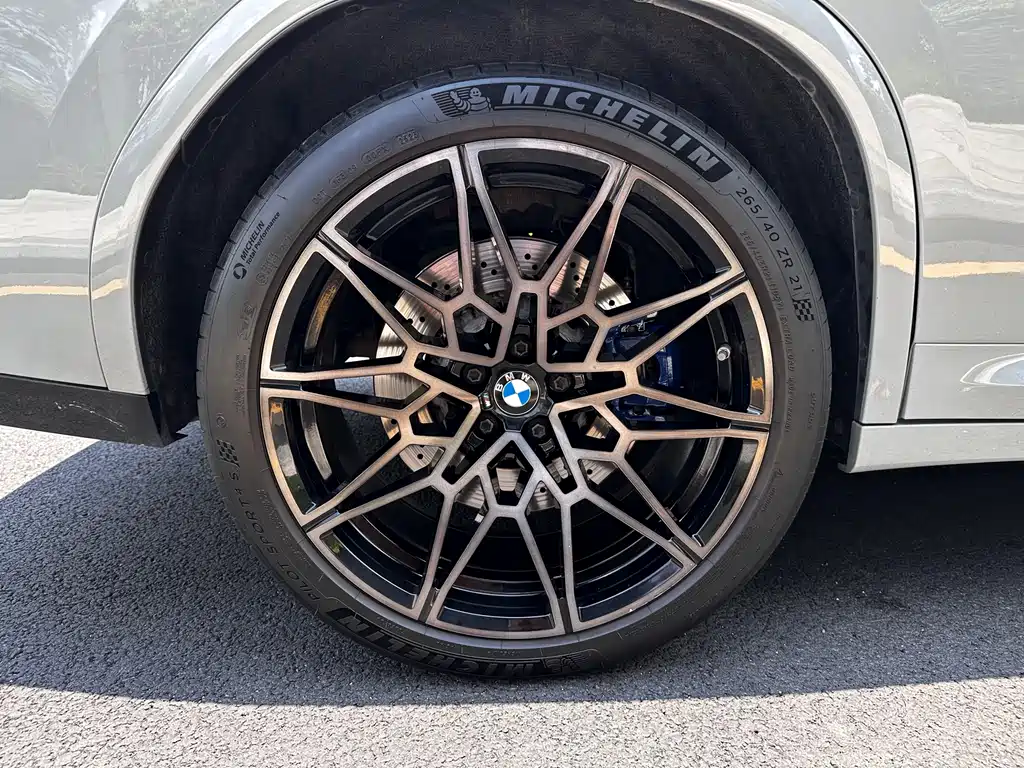 BMW X4 M 2022 — фото 21