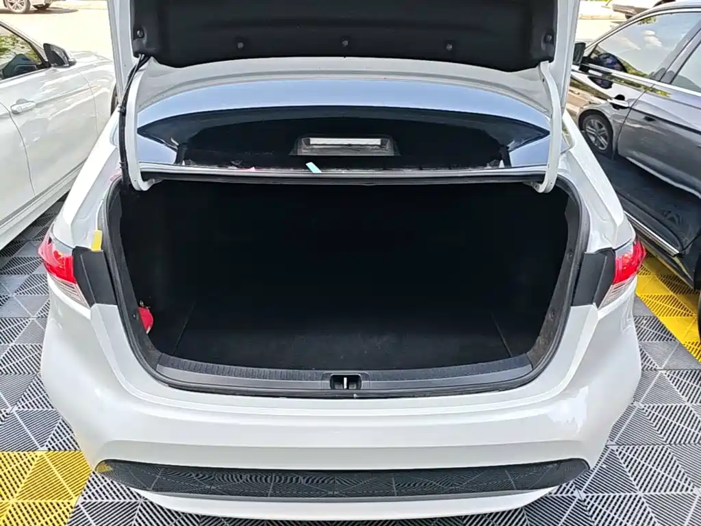 Toyota Levin 2021 — фото 19