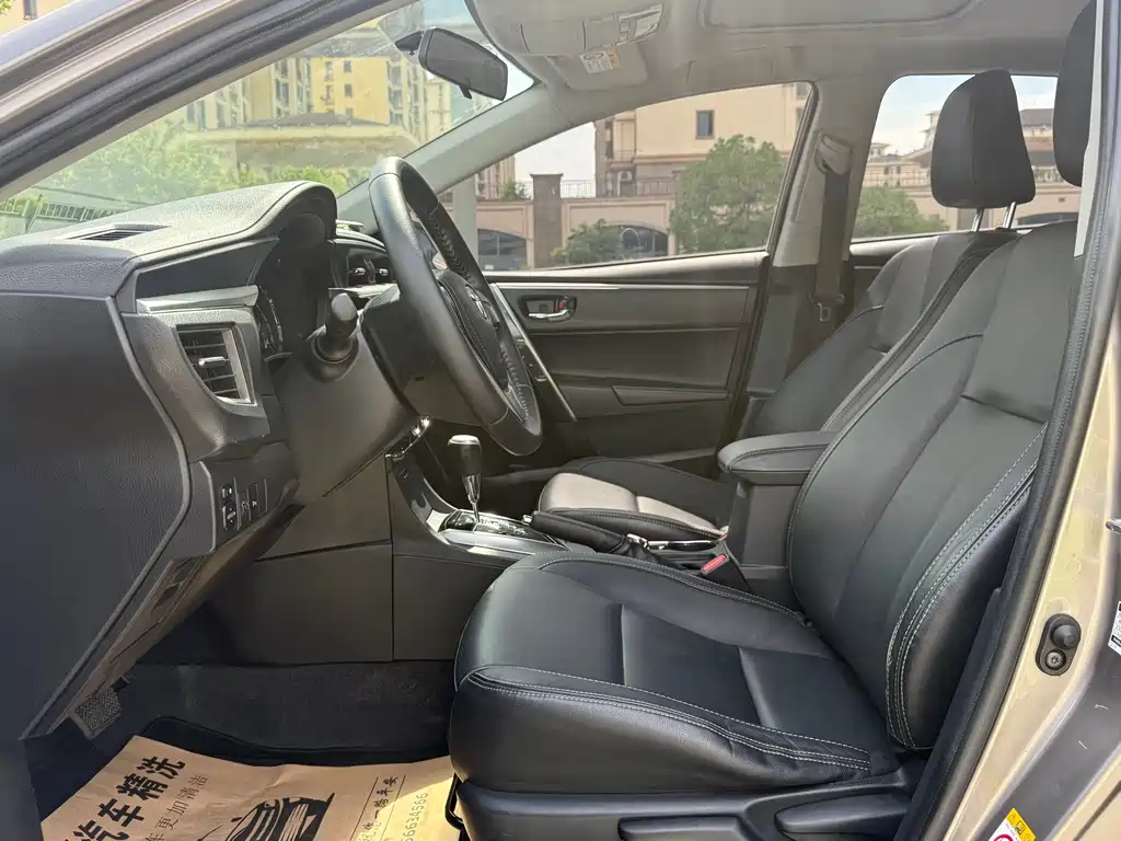 Toyota Corolla 2015