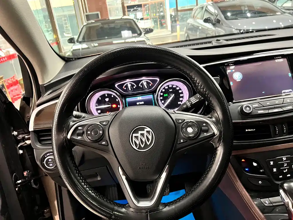 Buick Envision Plus 2018 — фото 12