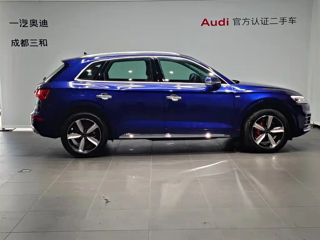 Audi Q5L 2019 — фото 3