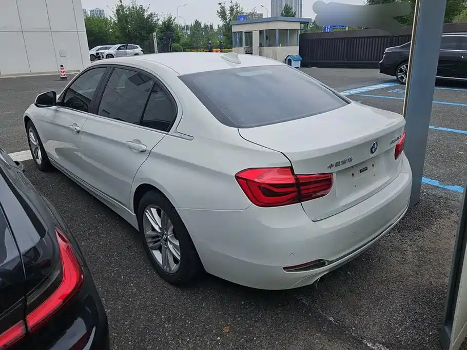 BMW 3 Series 2016