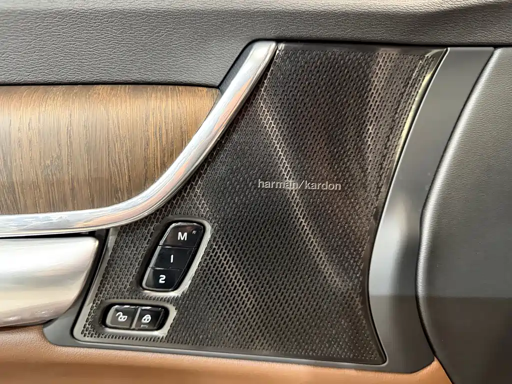 Volvo V90 2023 — фото 17
