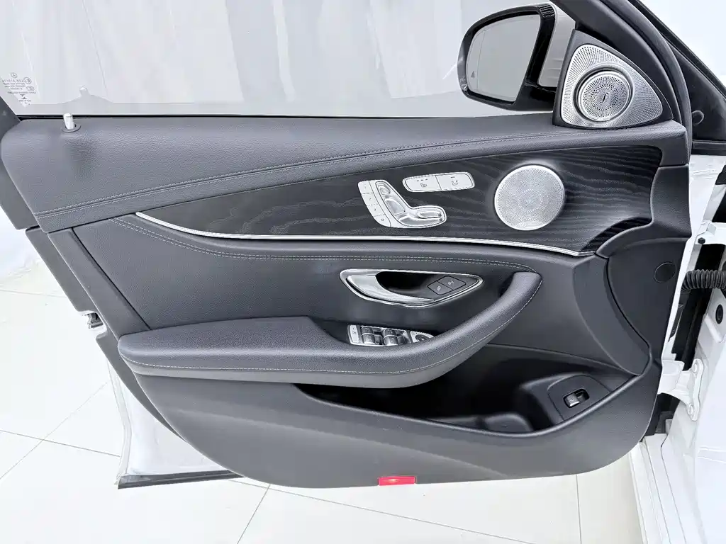 Mercedes-Benz E-Class 2017