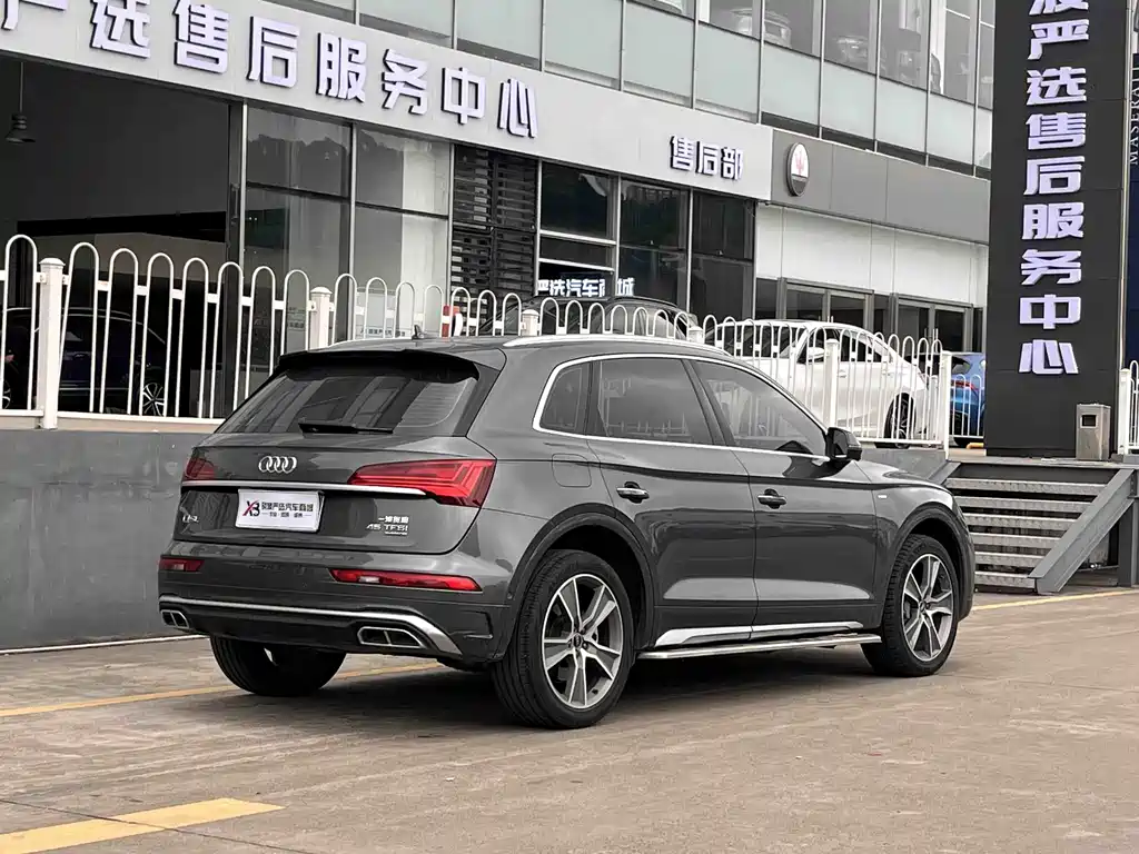 Audi Q5L 2022 — фото 7