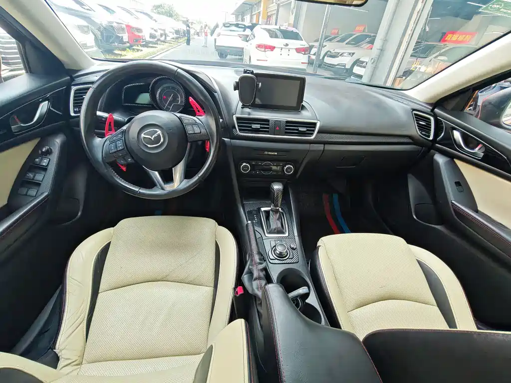 Mazda 3 Axela 2014 — фото 8