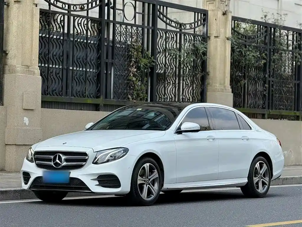 Mercedes-Benz E-Class 2019 — фото 1