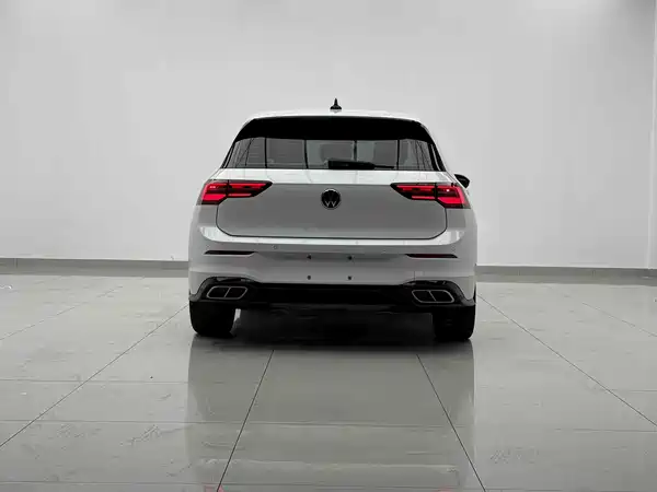 Volkswagen Golf 2022