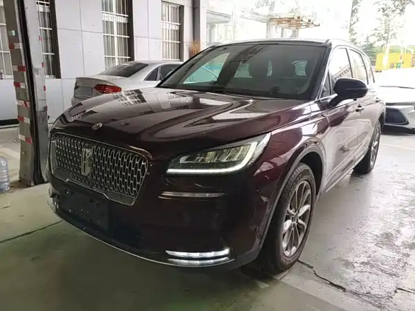 Lincoln Corsair 2021