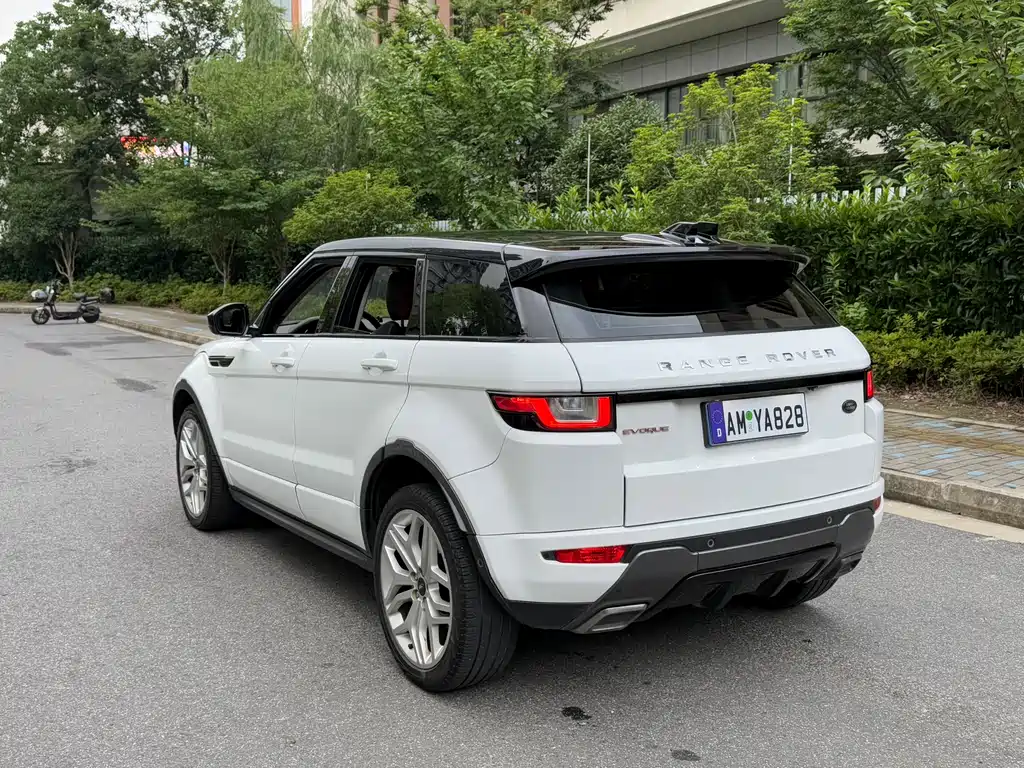 Land Rover Evoque 2018 — фото 4