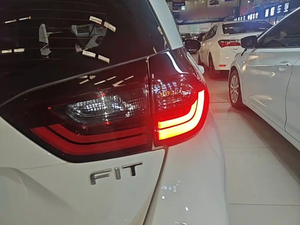 Honda Fit 2022 — фото 24