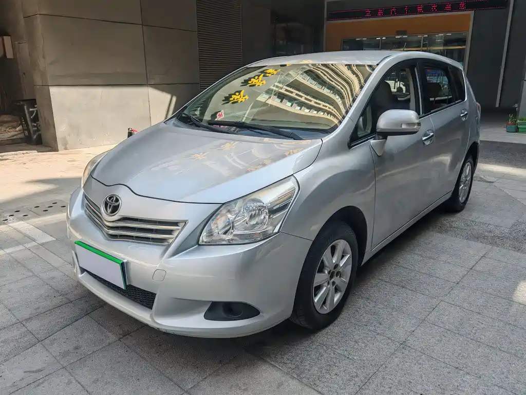 Toyota Verso 2011
