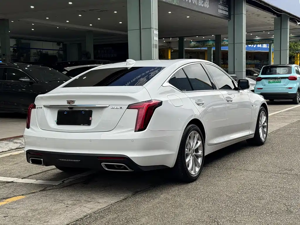 Cadillac CT5 2022 — фото 14