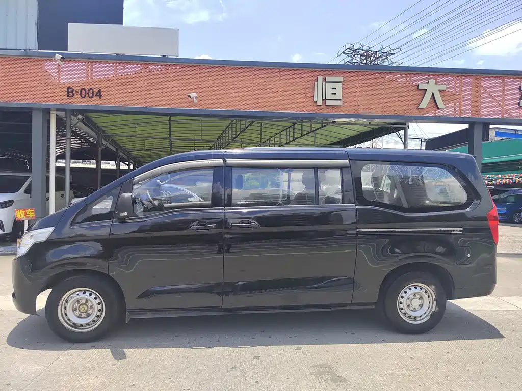 Wuling Journey Classic 2015 — фото 7