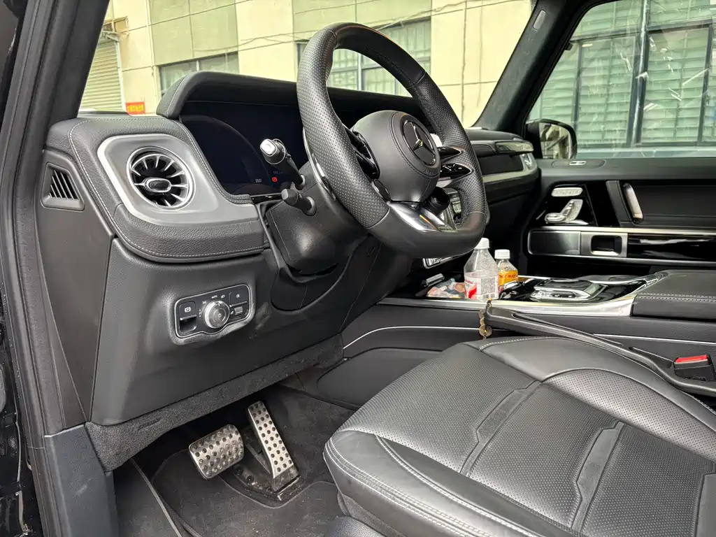 Mercedes-Benz G-Class AMG 2025 — фото 10