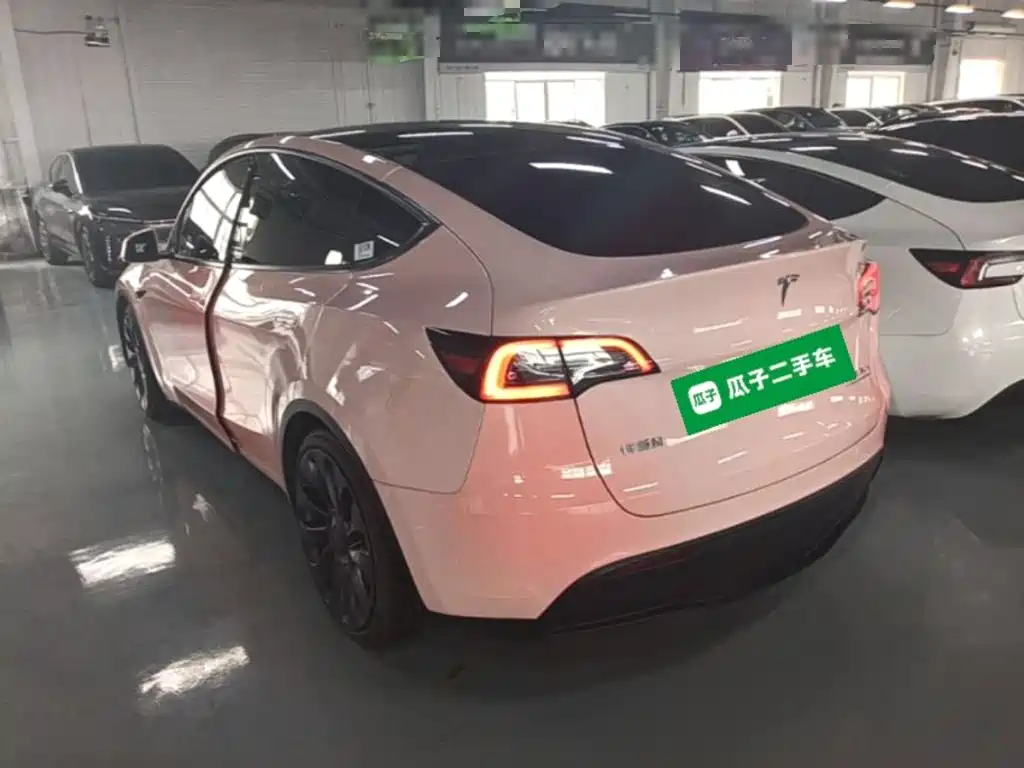 Tesla Model Y 2021