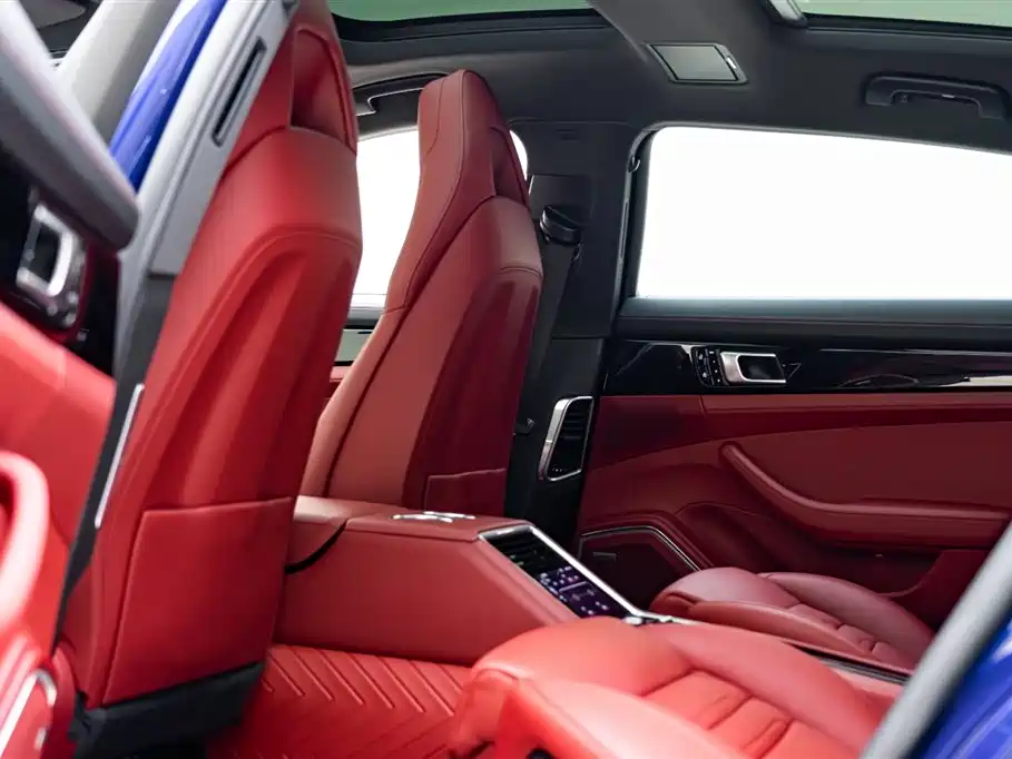 Porsche Panamera 2019 — фото 10