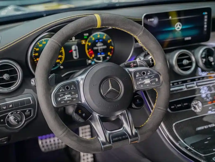 Mercedes-Benz C-Class AMG 2021 — фото 24