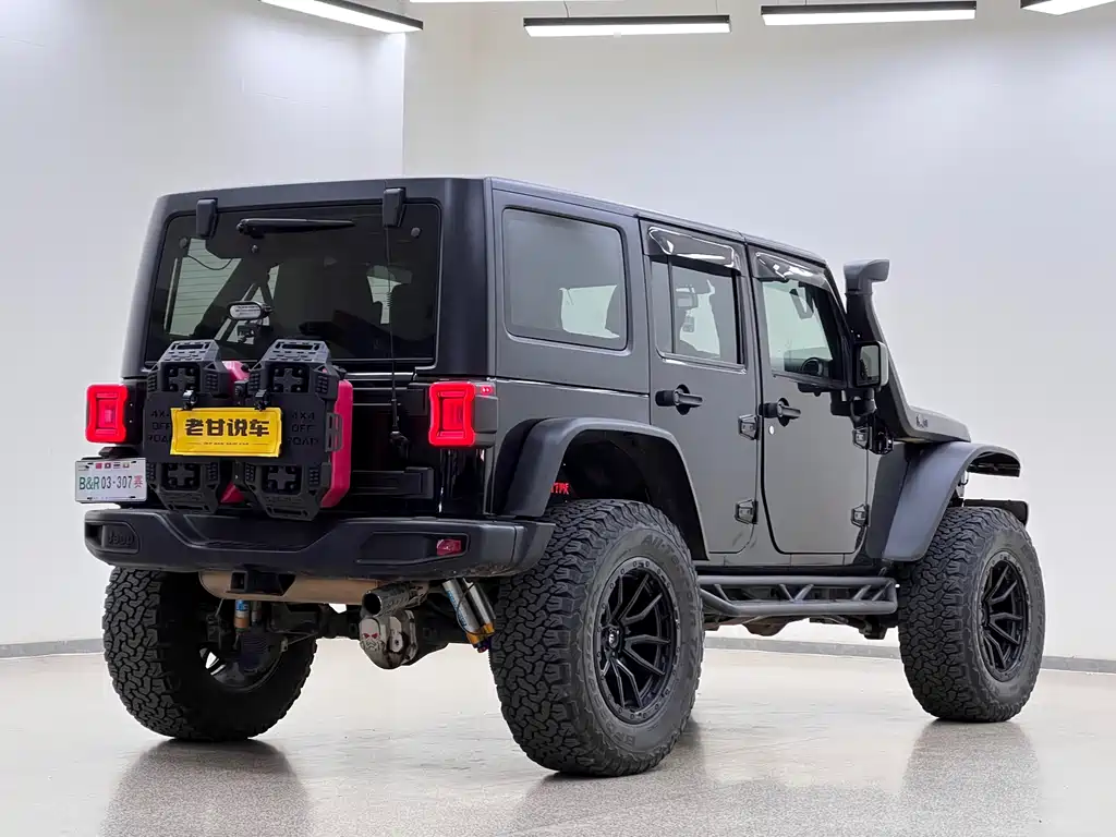 Jeep Wrangler 2019 — фото 7