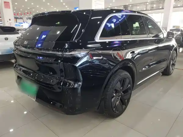 Li Auto L6 2024