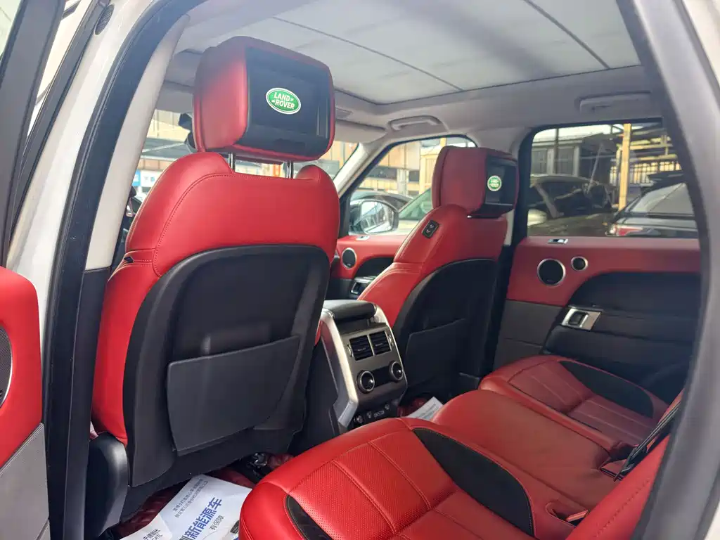 Land Rover Sport 2020 — фото 8