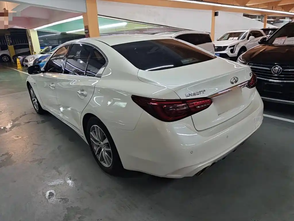 Infiniti Q50L 2019