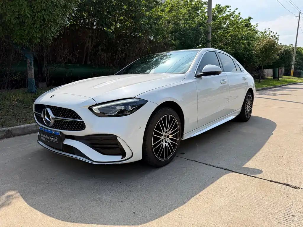 Mercedes-Benz C-Class 2023 — фото 1
