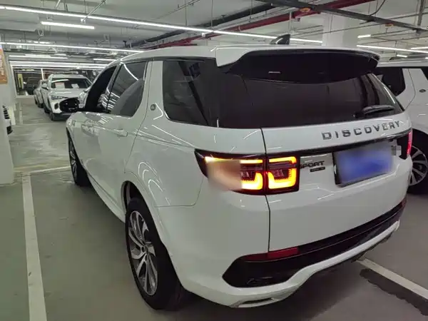 Land Rover Discovery Sport 2021