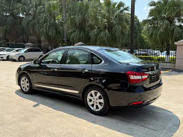 Dongfeng Fengshen A60 2014