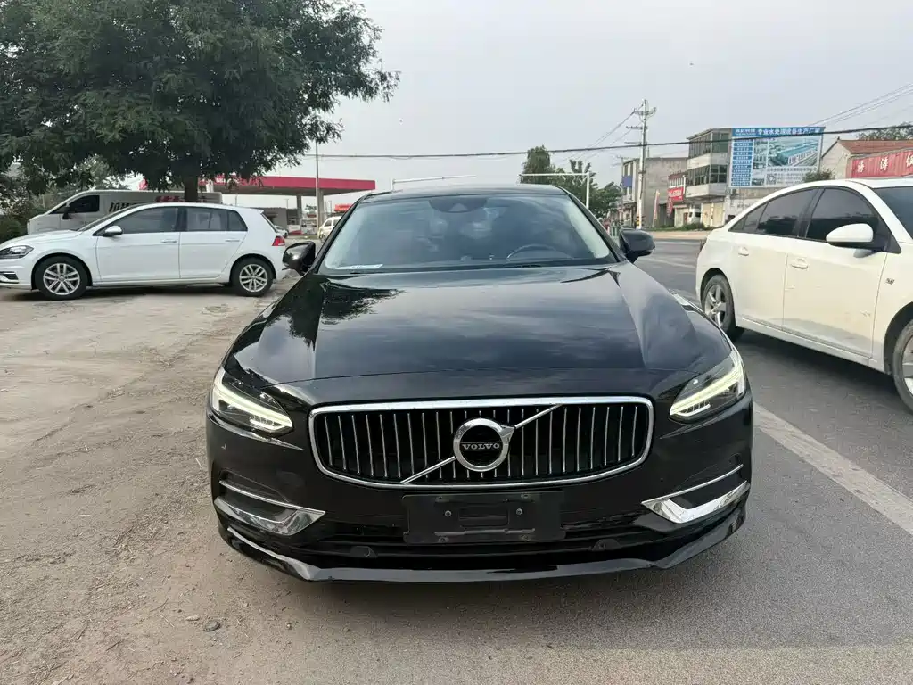 Volvo S90 2018